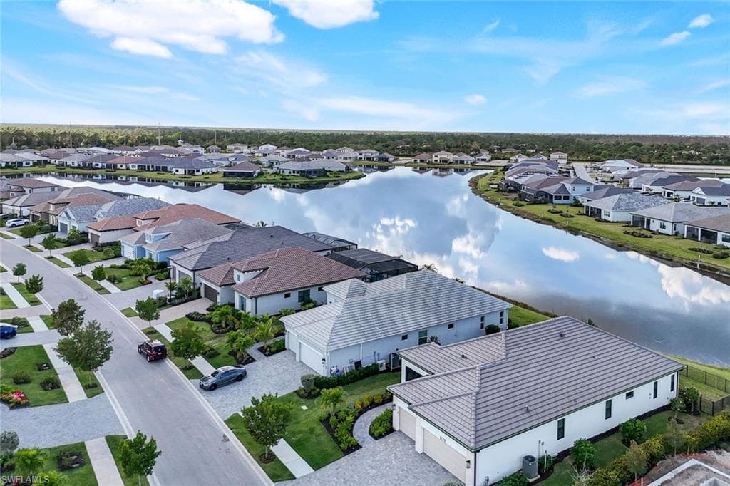 3959 Pegasus WAY, NAPLES FL 34120-33