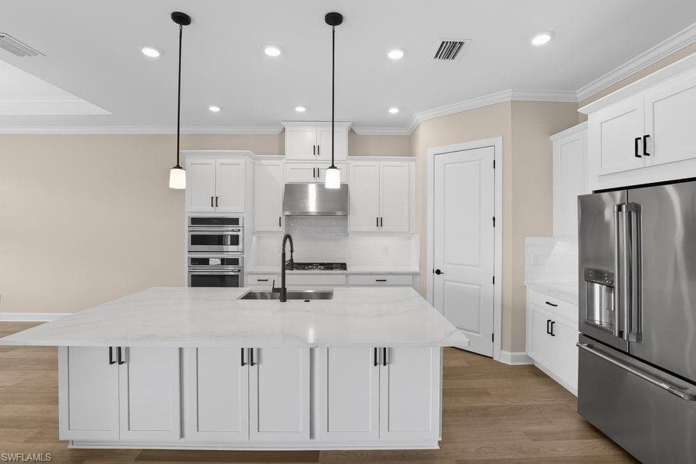 26902 Victoria PL, PUNTA GORDA FL 33955-1