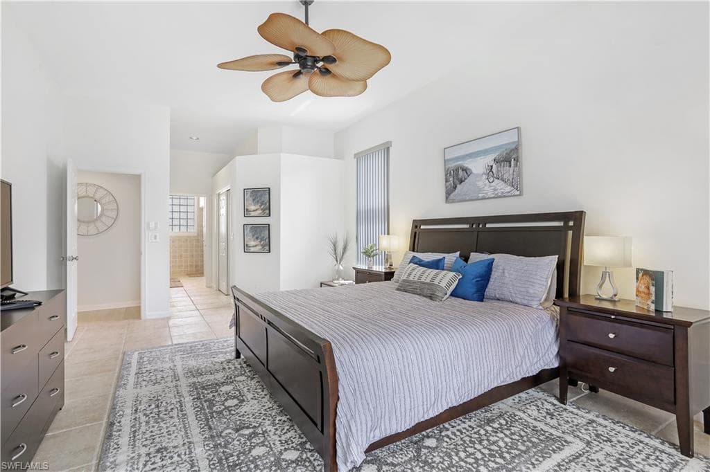 7699 Groves RD, NAPLES FL 34109-16