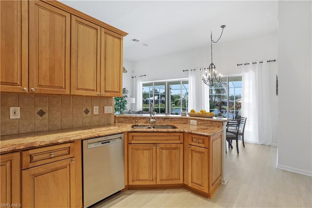 7699 Groves RD, NAPLES FL 34109-11