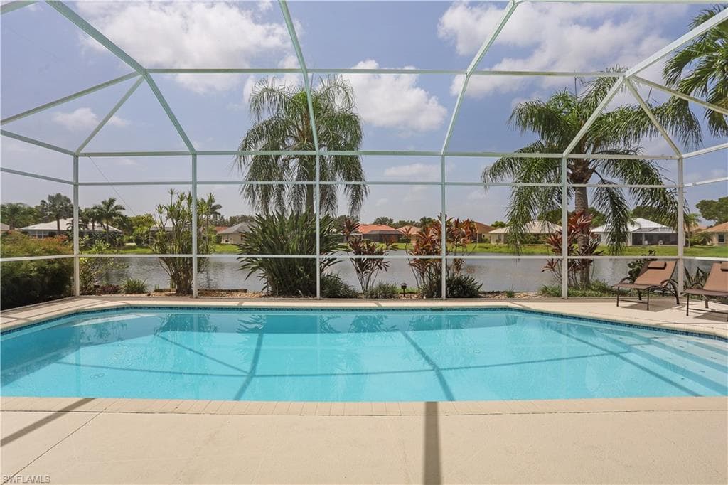 7699 Groves RD, NAPLES FL 34109-27