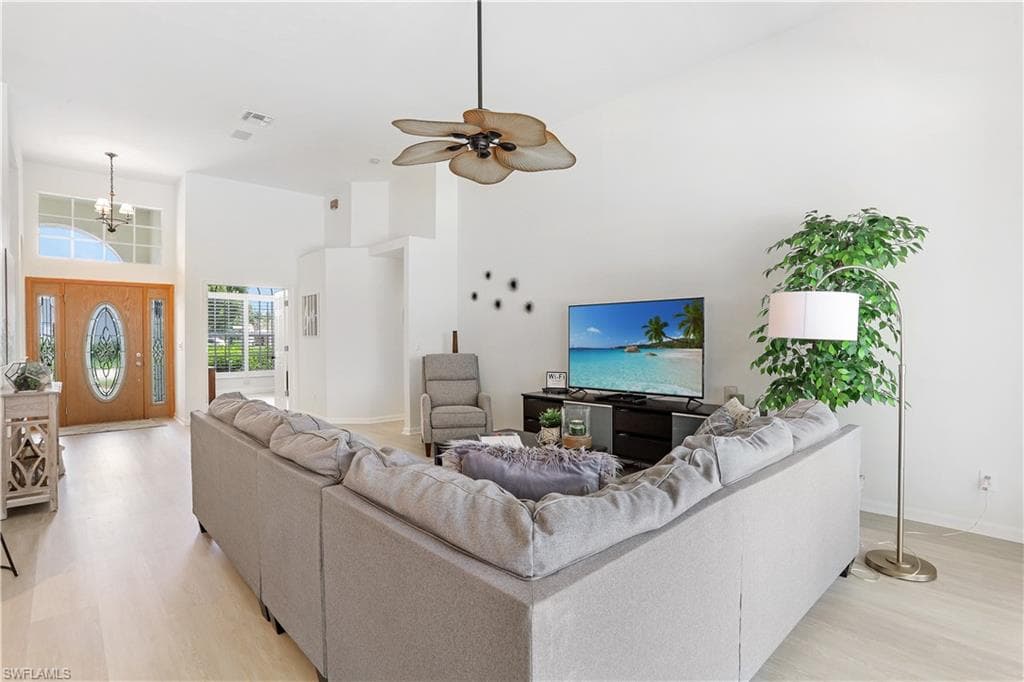 7699 Groves RD, NAPLES FL 34109-8