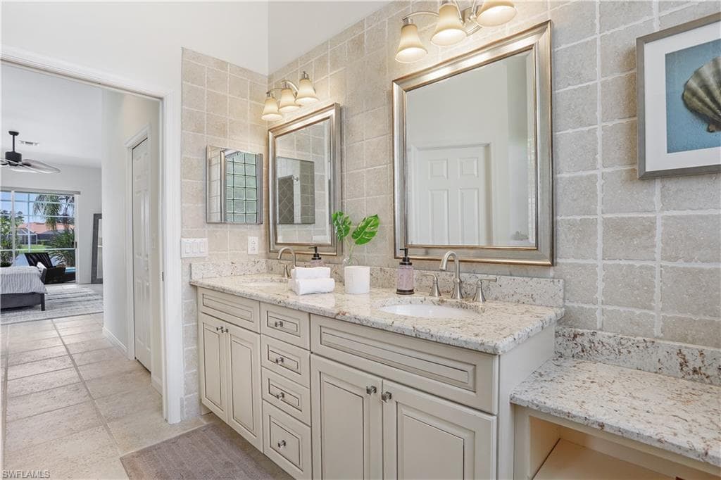 7699 Groves RD, NAPLES FL 34109-18