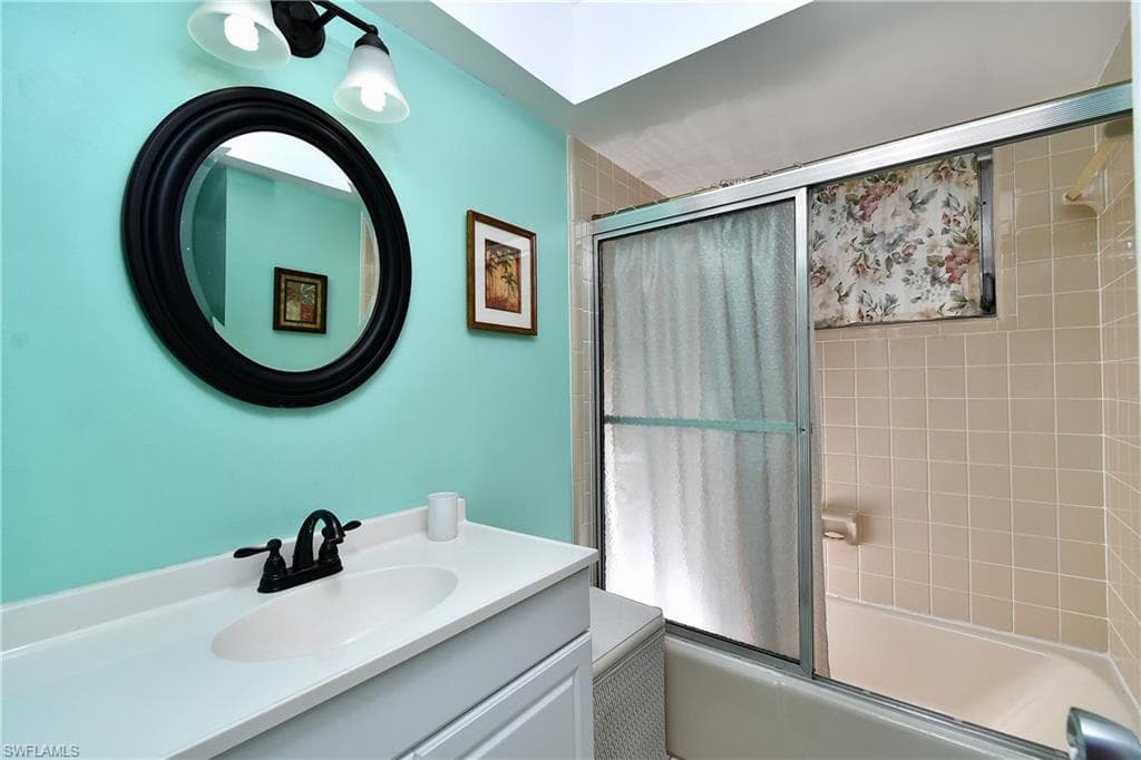 8 Park Lane CIR, LEHIGH ACRES FL 33936-14