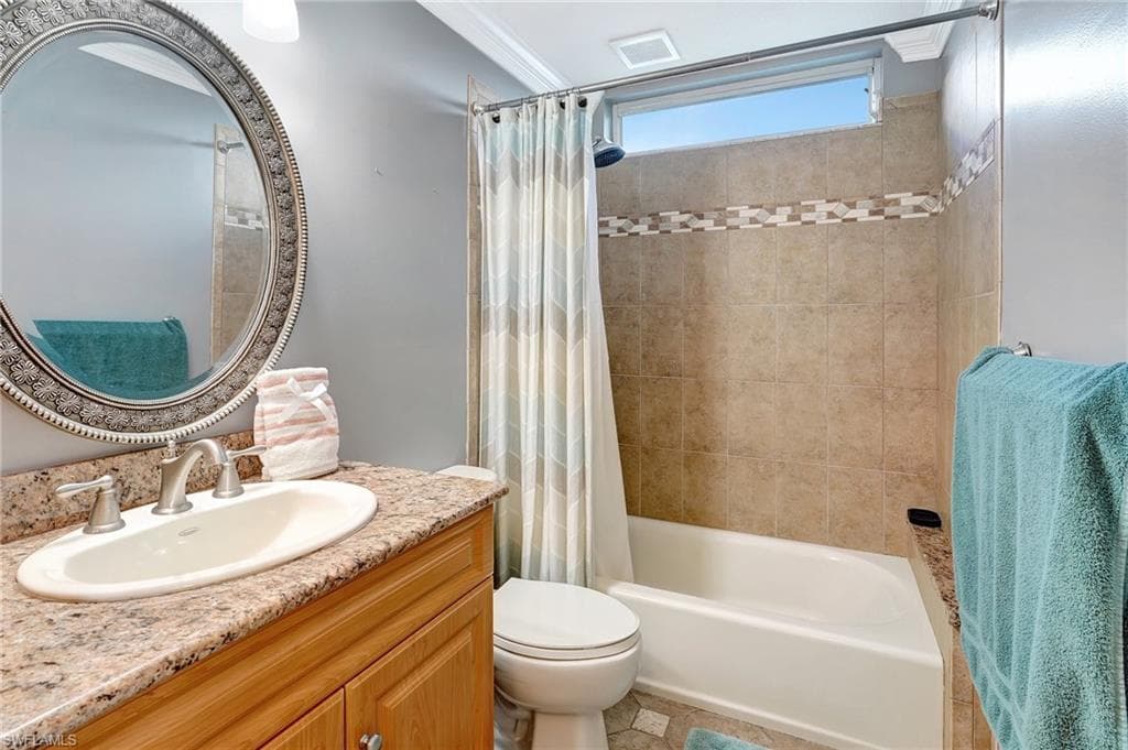 1741 Emerald Cove CIR, CAPE CORAL FL 33991-40