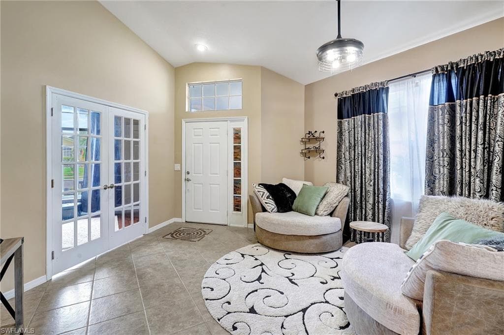 1741 Emerald Cove CIR, CAPE CORAL FL 33991-10