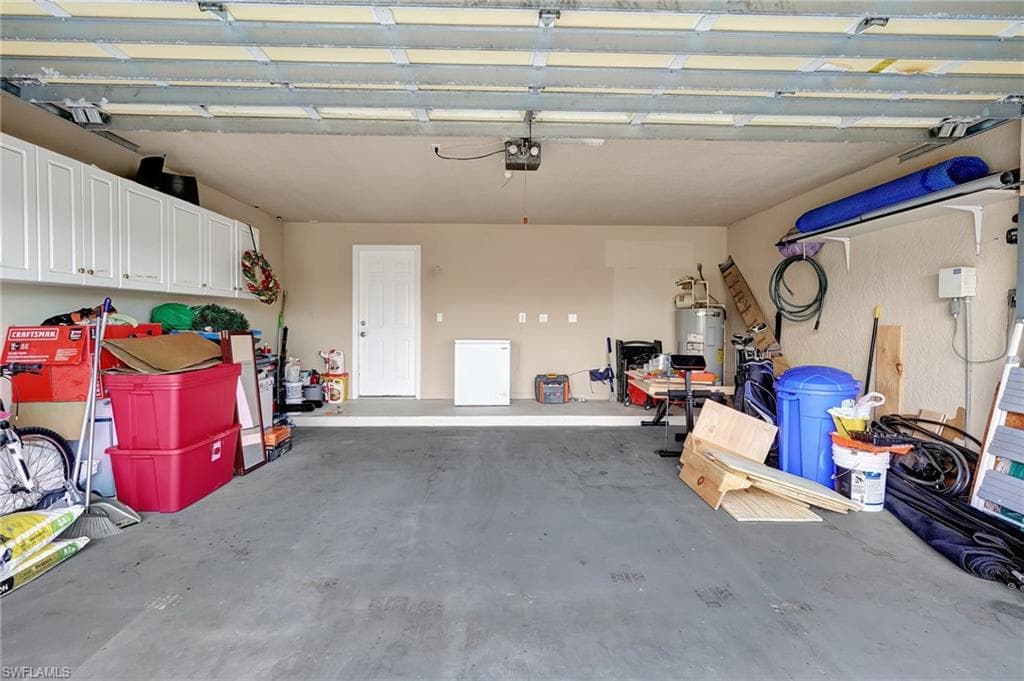 1741 Emerald Cove CIR, CAPE CORAL FL 33991-43