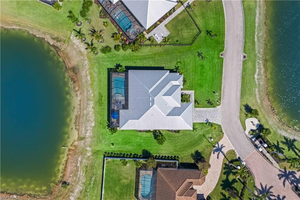 2410 Kismet Lakes LN, CAPE CORAL FL 33993-40