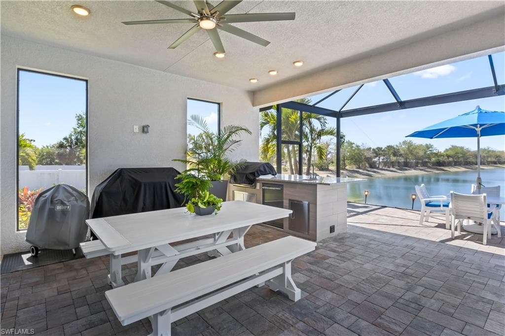 2410 Kismet Lakes LN, CAPE CORAL FL 33993-37