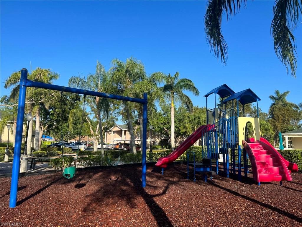 27107 Matheson AVE # 108, BONITA SPRINGS FL 34135-28