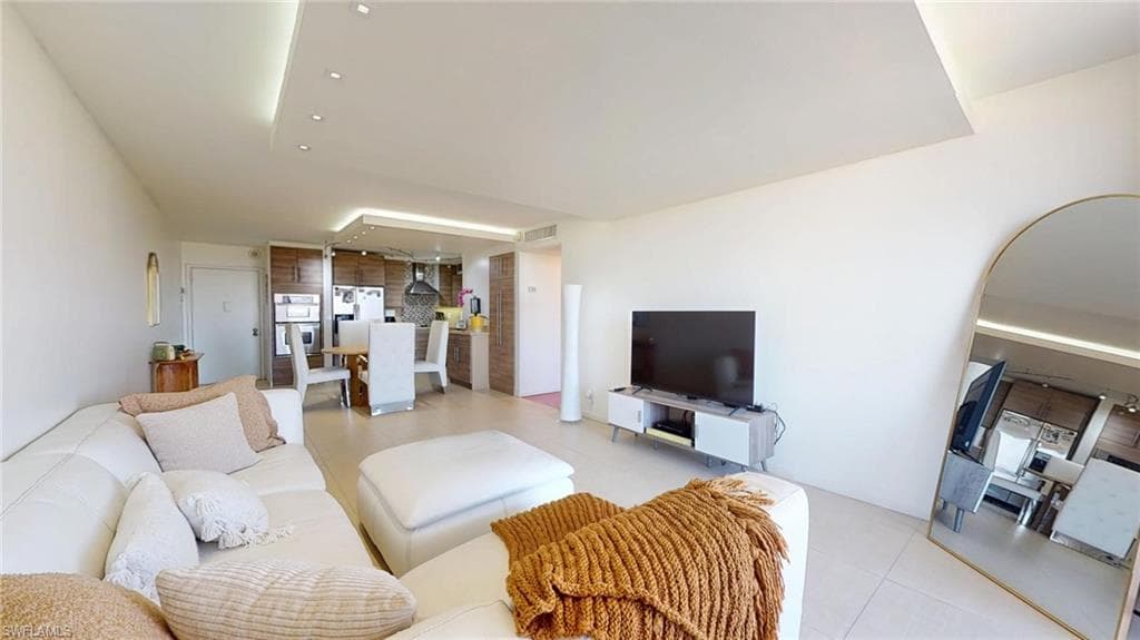 600 Three Islands BLVD # 803, HALLANDALE BEACH FL 33009-13