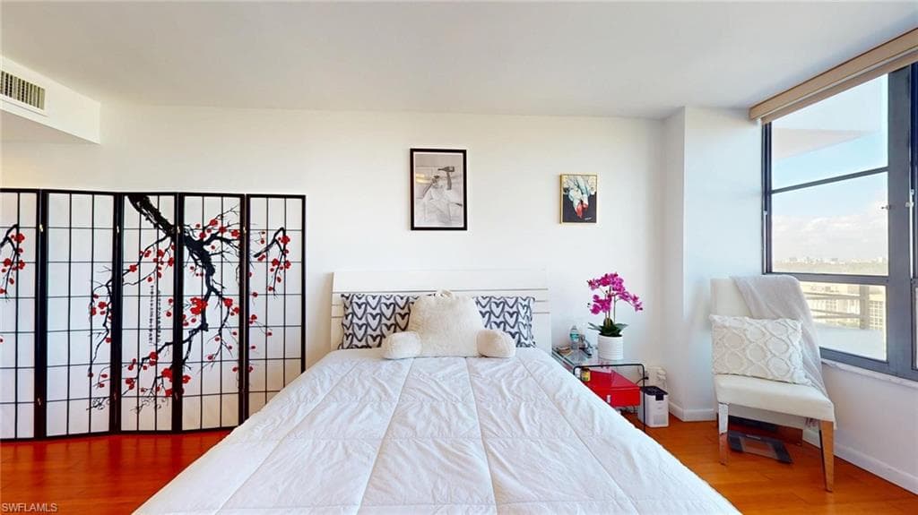 600 Three Islands BLVD # 803, HALLANDALE BEACH FL 33009-28