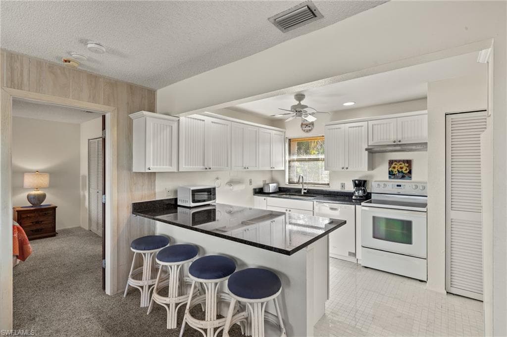 5117 Sea Bell RD # A203, SANIBEL FL 33957-10
