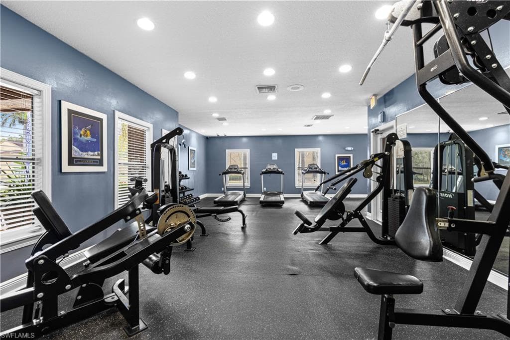 2094 Arbour Walk CIR # 3018, NAPLES FL 34109-21