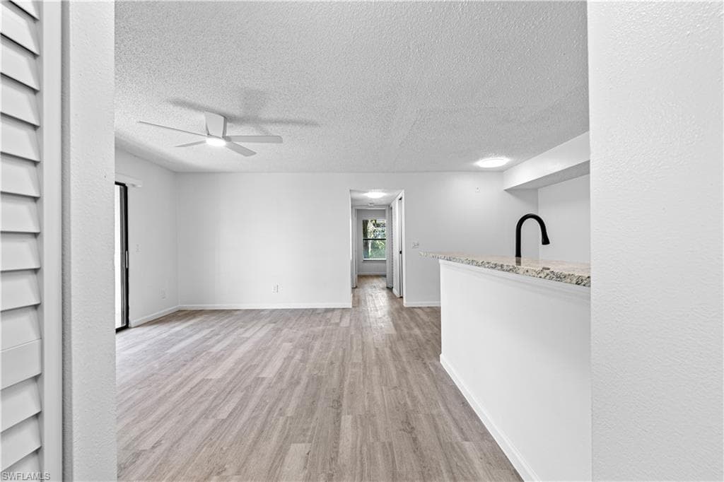 2094 Arbour Walk CIR # 3018, NAPLES FL 34109-6