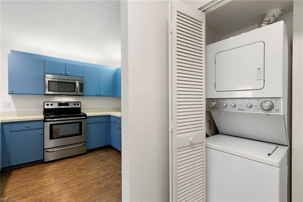 55 Emerald Woods DR C4-10