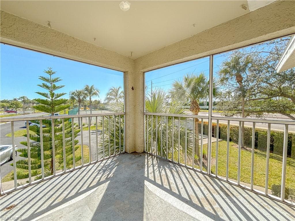 150 Santa Clara DR # 150, NAPLES FL 34104-12