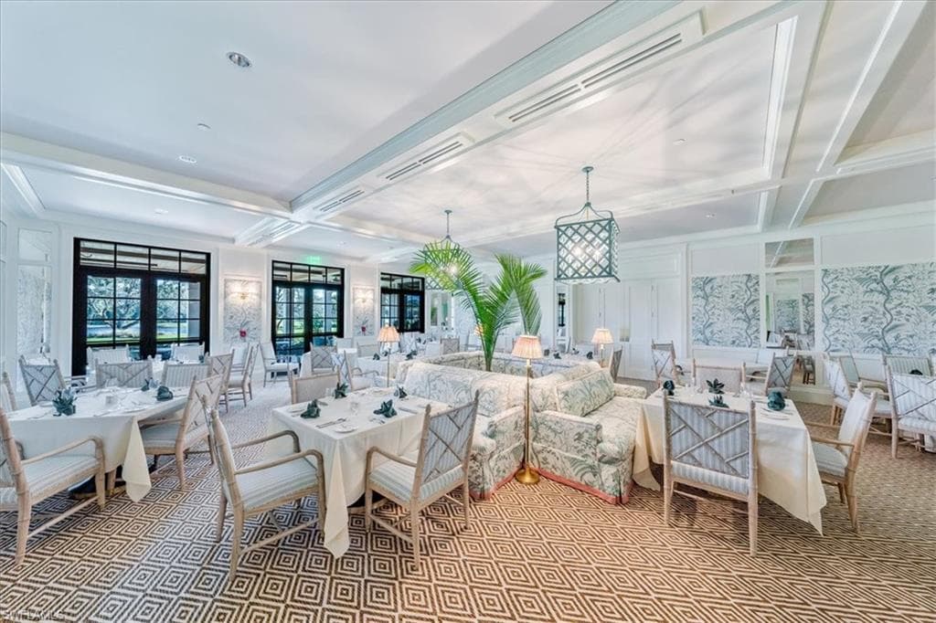 105 Clubhouse DR # D155, NAPLES FL 34105-18