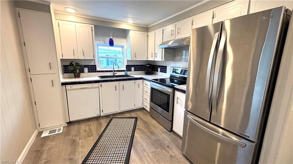 530 Sun Up ST, NORTH FORT MYERS FL 33917-8