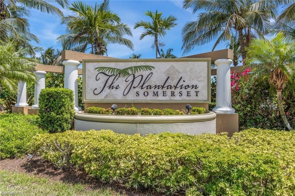 12905 Hadley CT-28