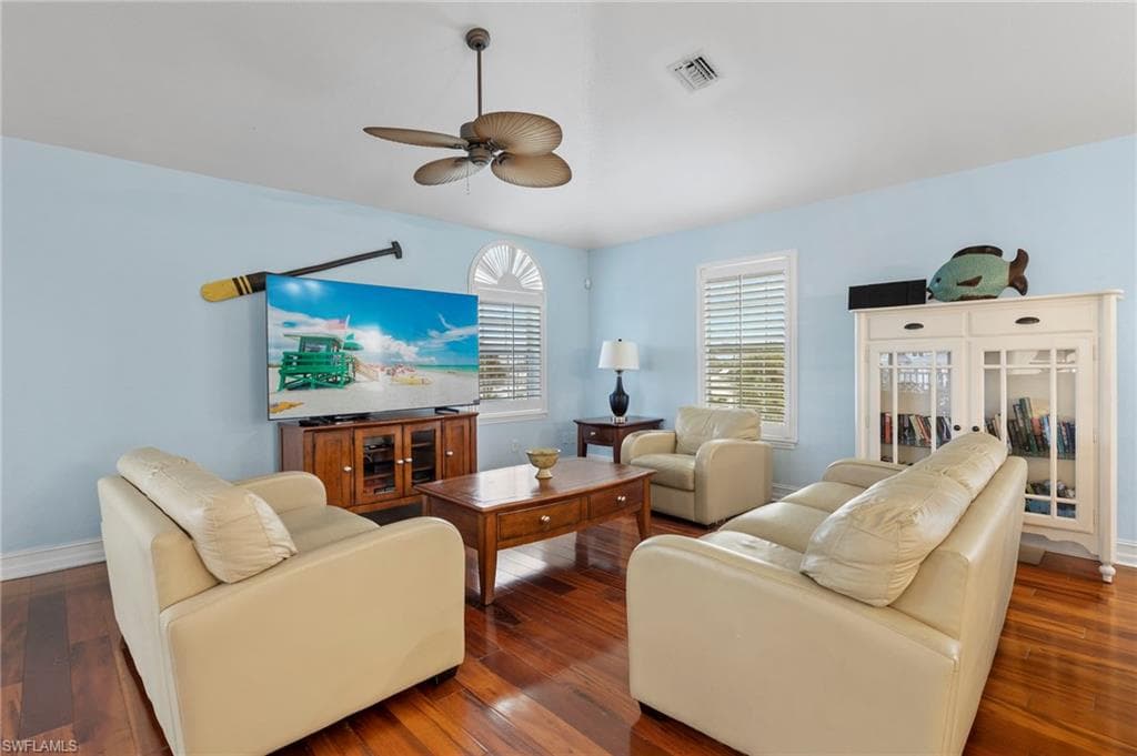 104 Washington AVE, FORT MYERS BEACH FL 33931-8