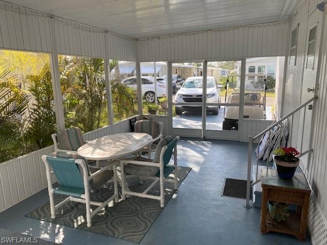 2738 Indianwood DR, NORTH FORT MYERS FL 33917-5