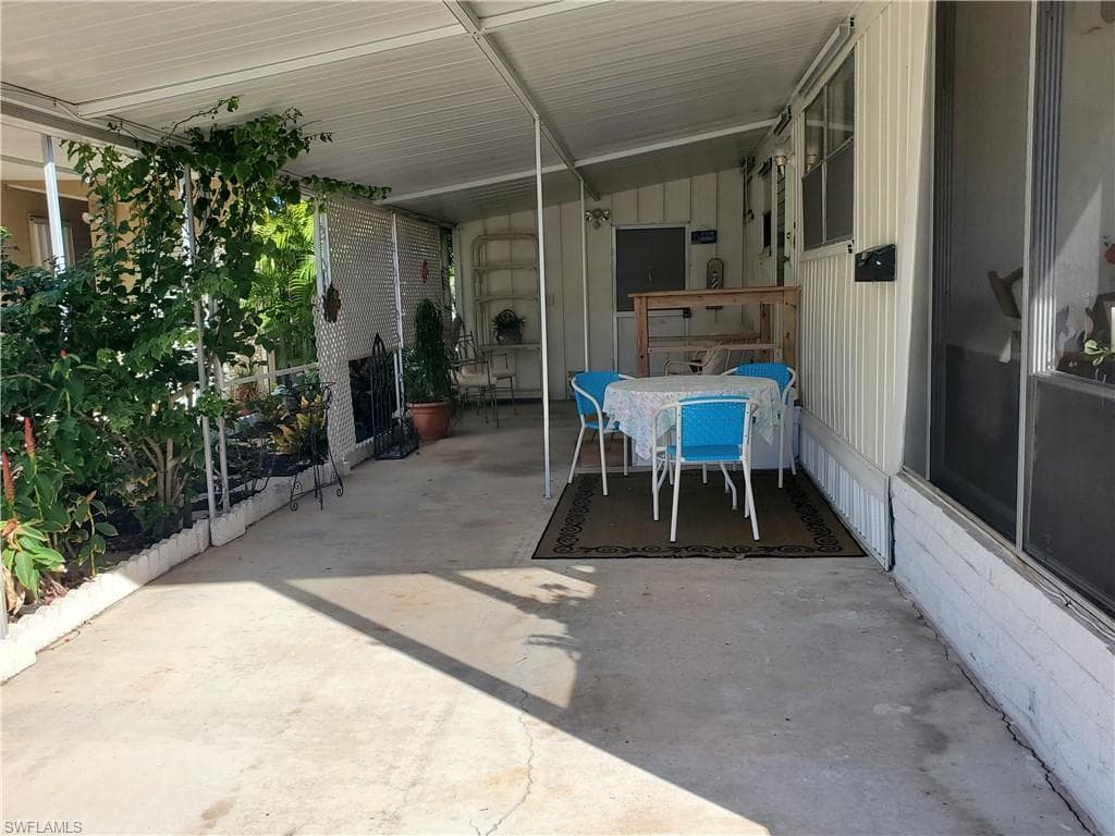 114 Enchanting BLVD, NAPLES FL 34112-20