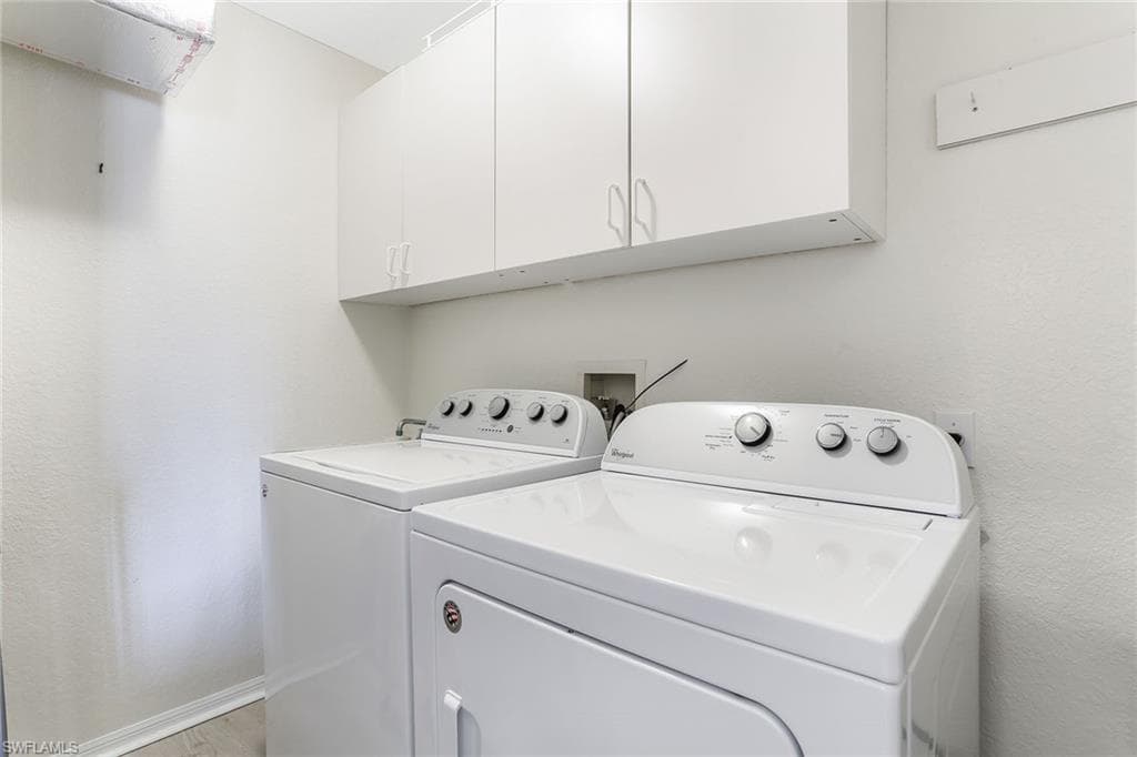 9022 Michael CIR # 4, NAPLES FL 34113-24