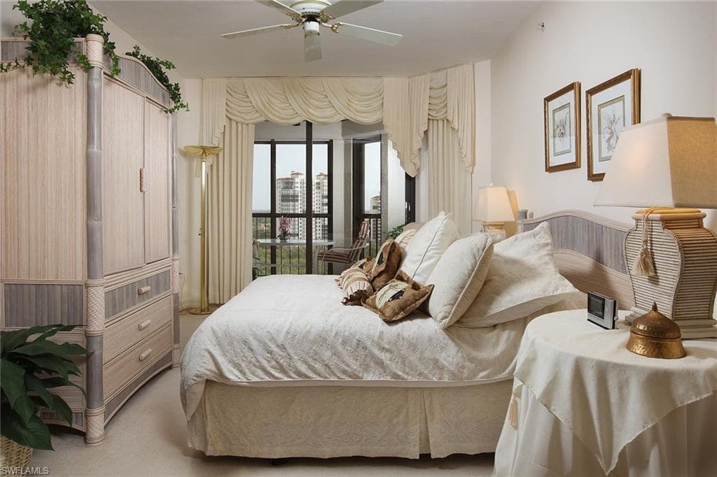 8171 BAY COLONY DR # 1202, NAPLES FL 34108-7