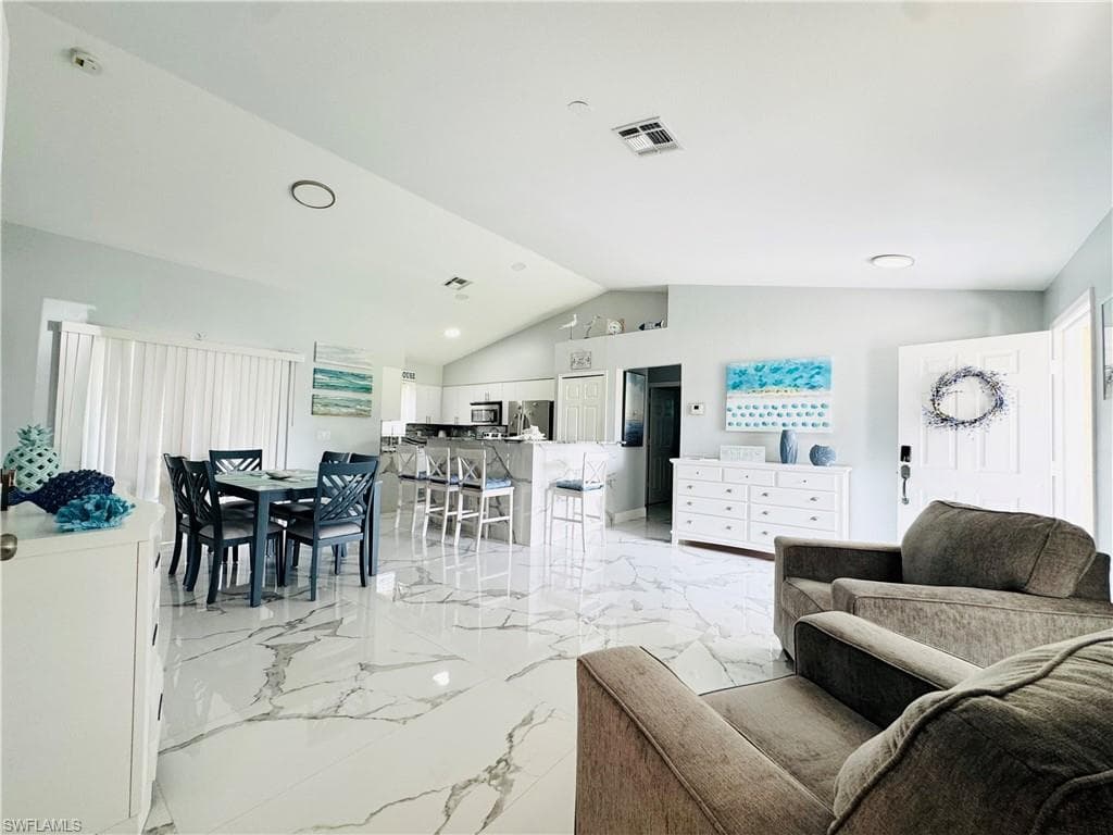 1221 Granada BLVD, NAPLES FL 34103-4