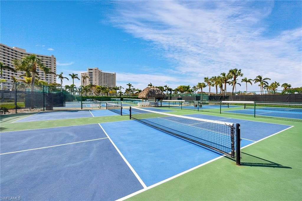 320 Seaview CT # 1810, MARCO ISLAND FL 34145-46