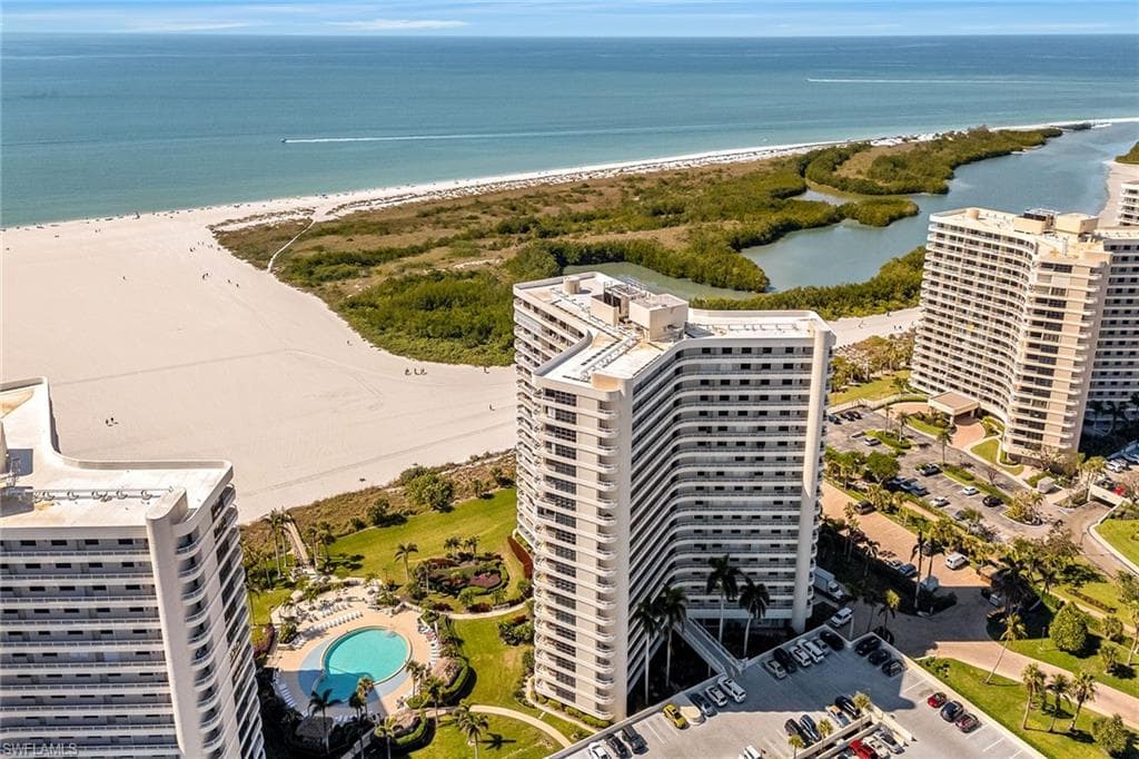 320 Seaview CT # 1810, MARCO ISLAND FL 34145-42