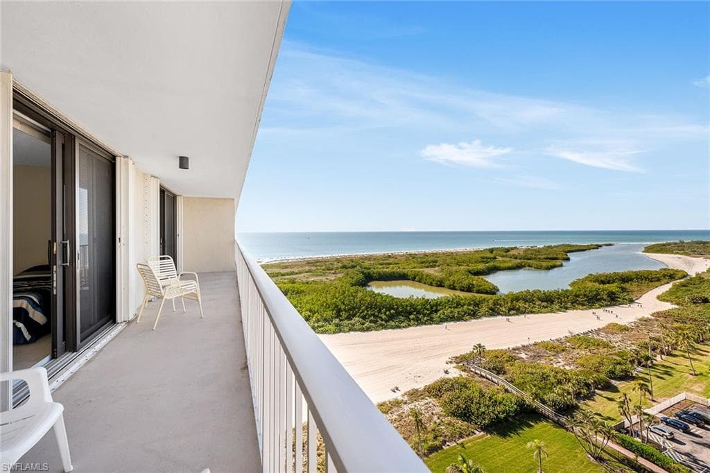 320 Seaview CT # 1810, MARCO ISLAND FL 34145-25