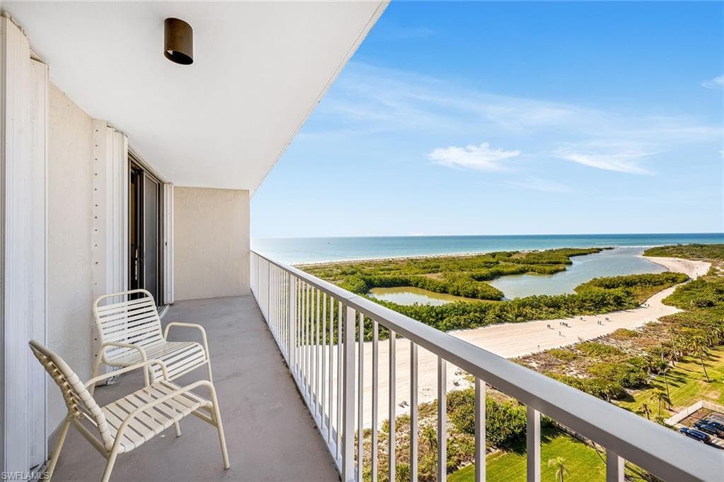 320 Seaview CT # 1810, MARCO ISLAND FL 34145-23