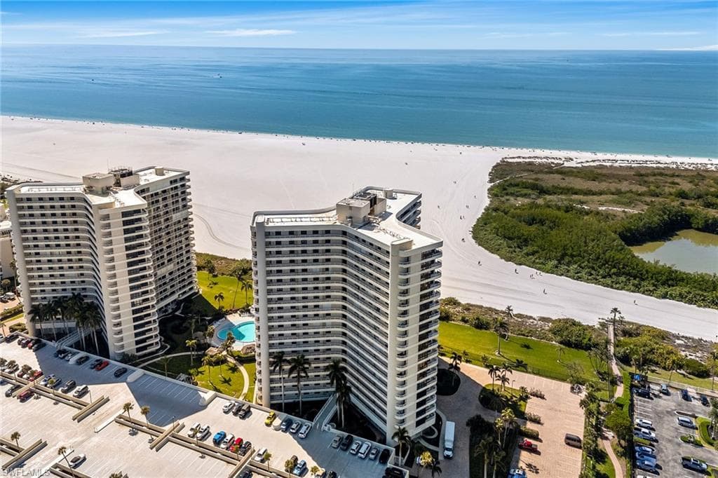 320 Seaview CT # 1810, MARCO ISLAND FL 34145-32