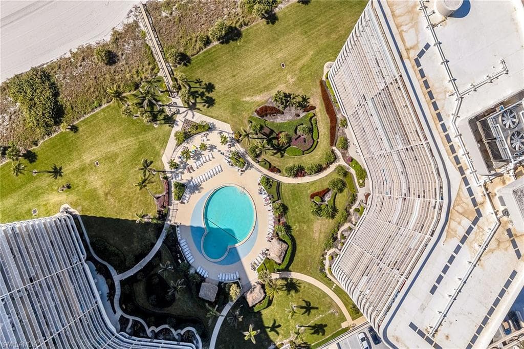 320 Seaview CT # 1810, MARCO ISLAND FL 34145-30