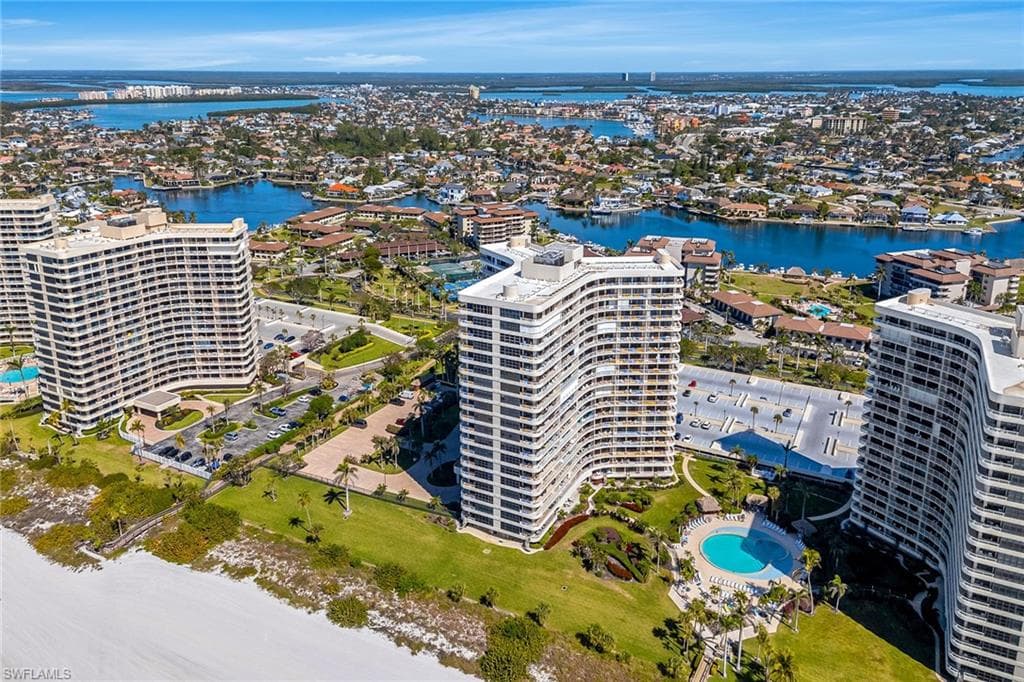 320 Seaview CT # 1810, MARCO ISLAND FL 34145-38
