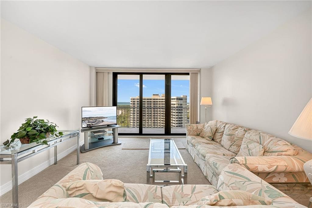 320 Seaview CT # 1810, MARCO ISLAND FL 34145-7