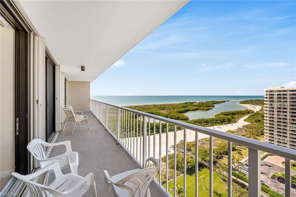320 Seaview CT # 1810, MARCO ISLAND FL 34145-24