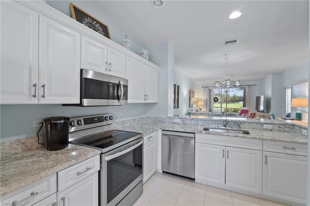 8247 Parkstone PL # 103, NAPLES FL 34120-11