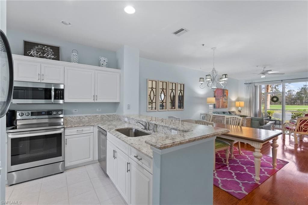 8247 Parkstone PL # 103, NAPLES FL 34120-9