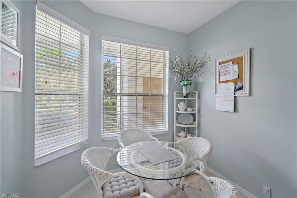 8247 Parkstone PL # 103, NAPLES FL 34120-10