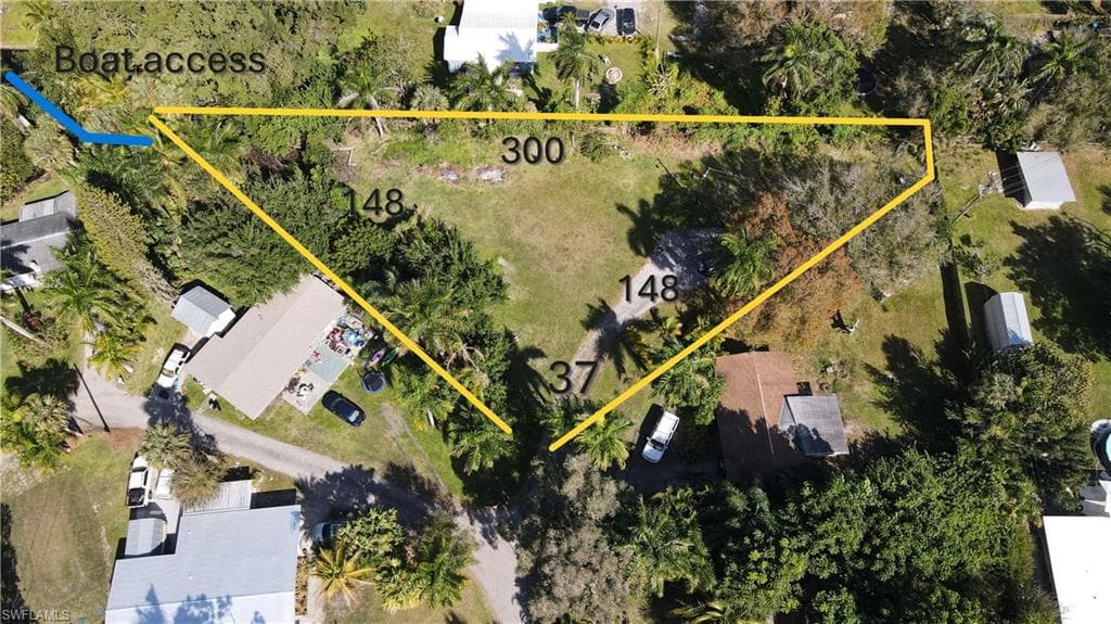 145 Standish CIR, NORTH FORT MYERS FL 33903-1