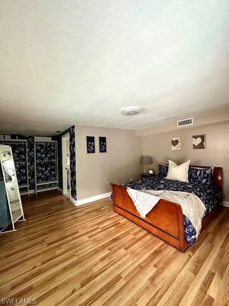 160 4th ST, NAPLES FL 34113-17