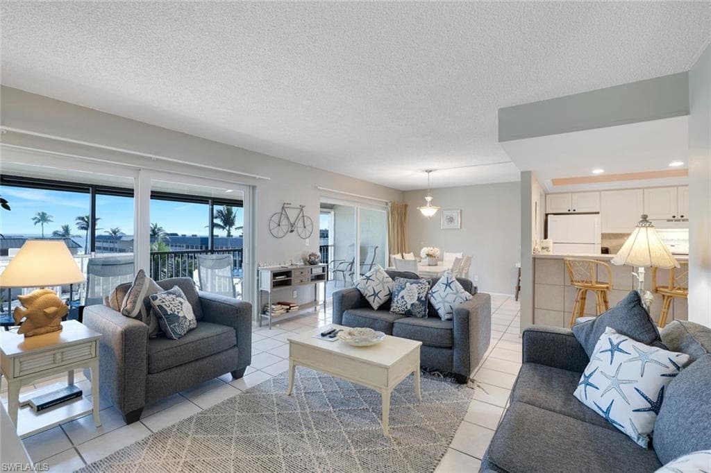 1246 Fulgur ST # 112, SANIBEL FL 33957-5