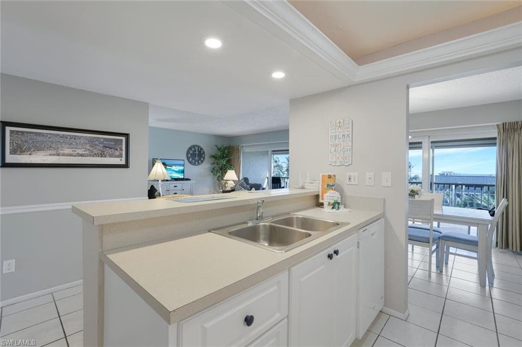 1246 Fulgur ST # 112, SANIBEL FL 33957-8
