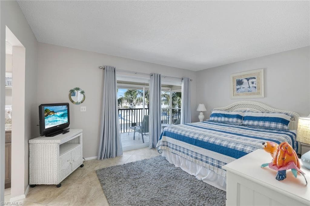 1246 Fulgur ST # 112, SANIBEL FL 33957-13