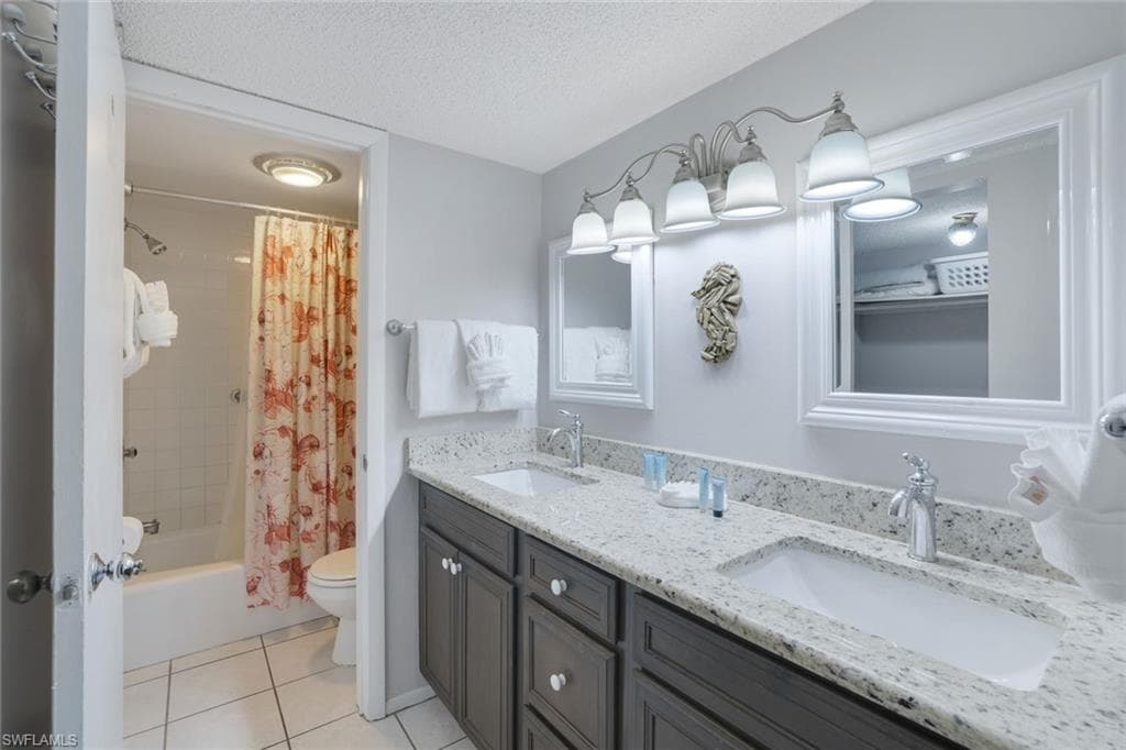 1246 Fulgur ST # 112, SANIBEL FL 33957-18
