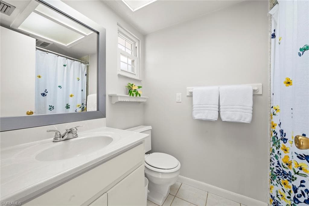 490 Marian RD, SANIBEL FL 33957-16