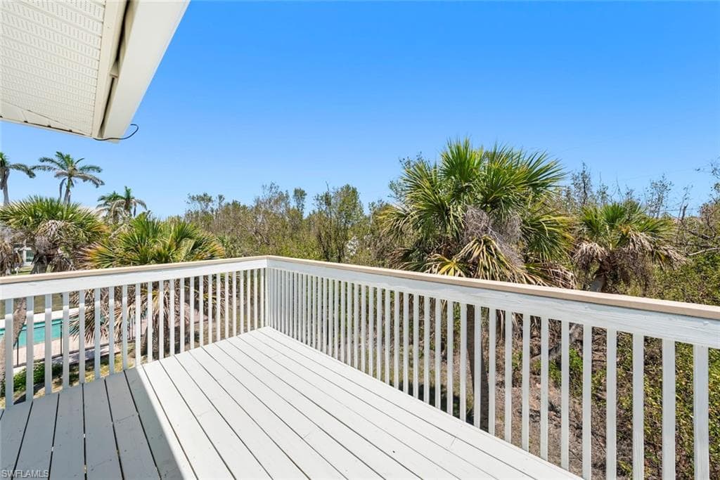 490 Marian RD, SANIBEL FL 33957-25